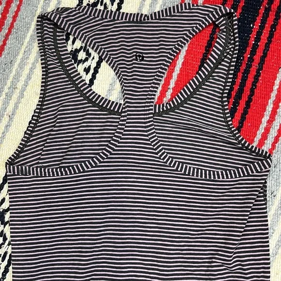 Lululemon Tank Top - Picture 3 of 5